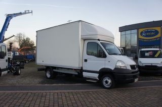 Renault Mascott